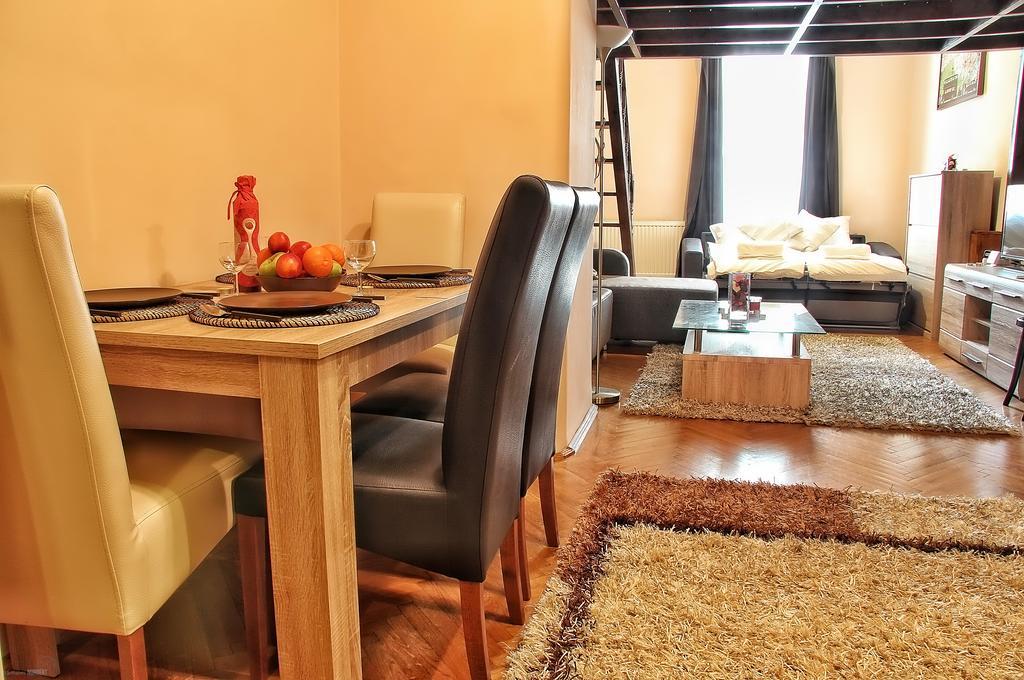 Vaci Deluxe Apartment Budapest Phòng bức ảnh
