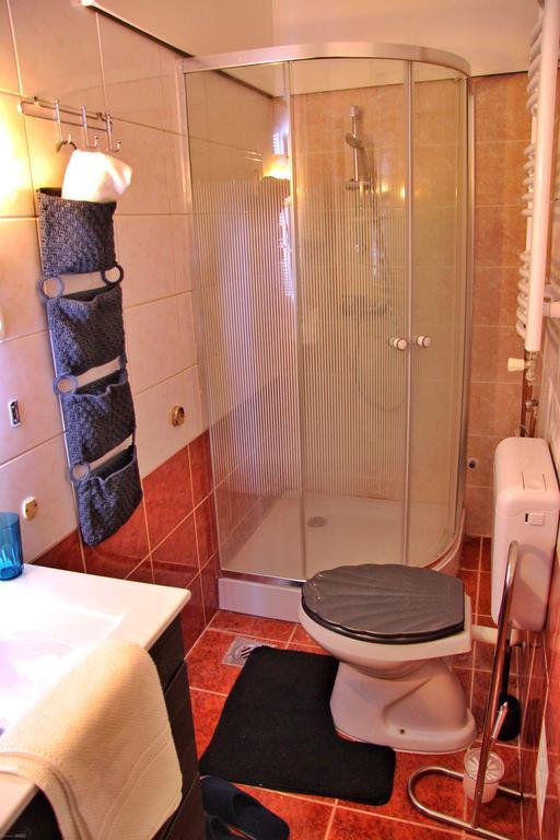 Vaci Deluxe Apartment Budapest Phòng bức ảnh